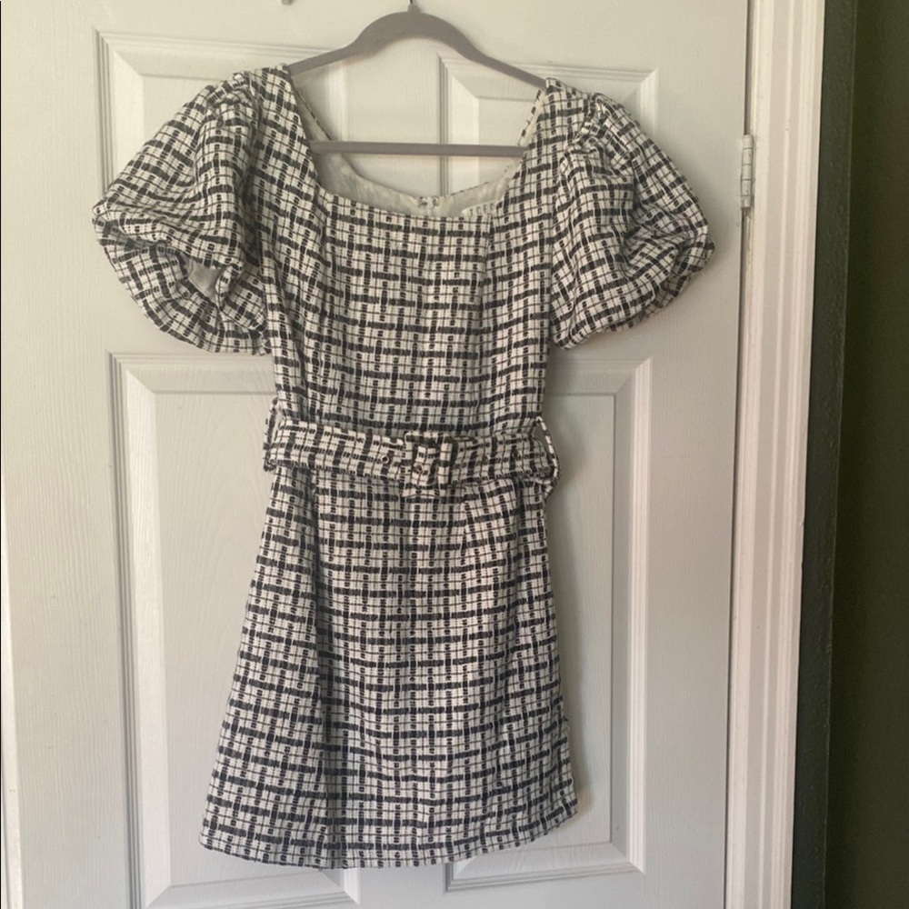 Chic Black and White Plaid Dress